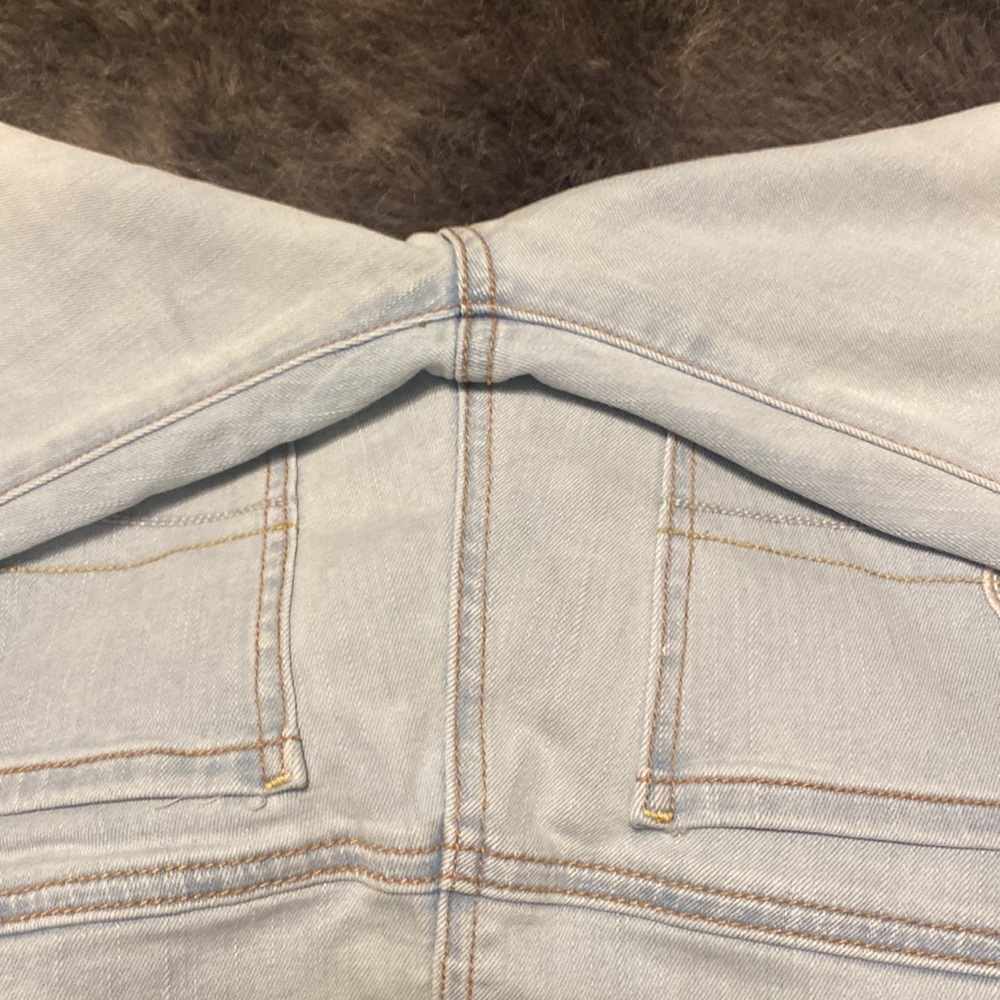 AE Jeans - Picture 6 of 6